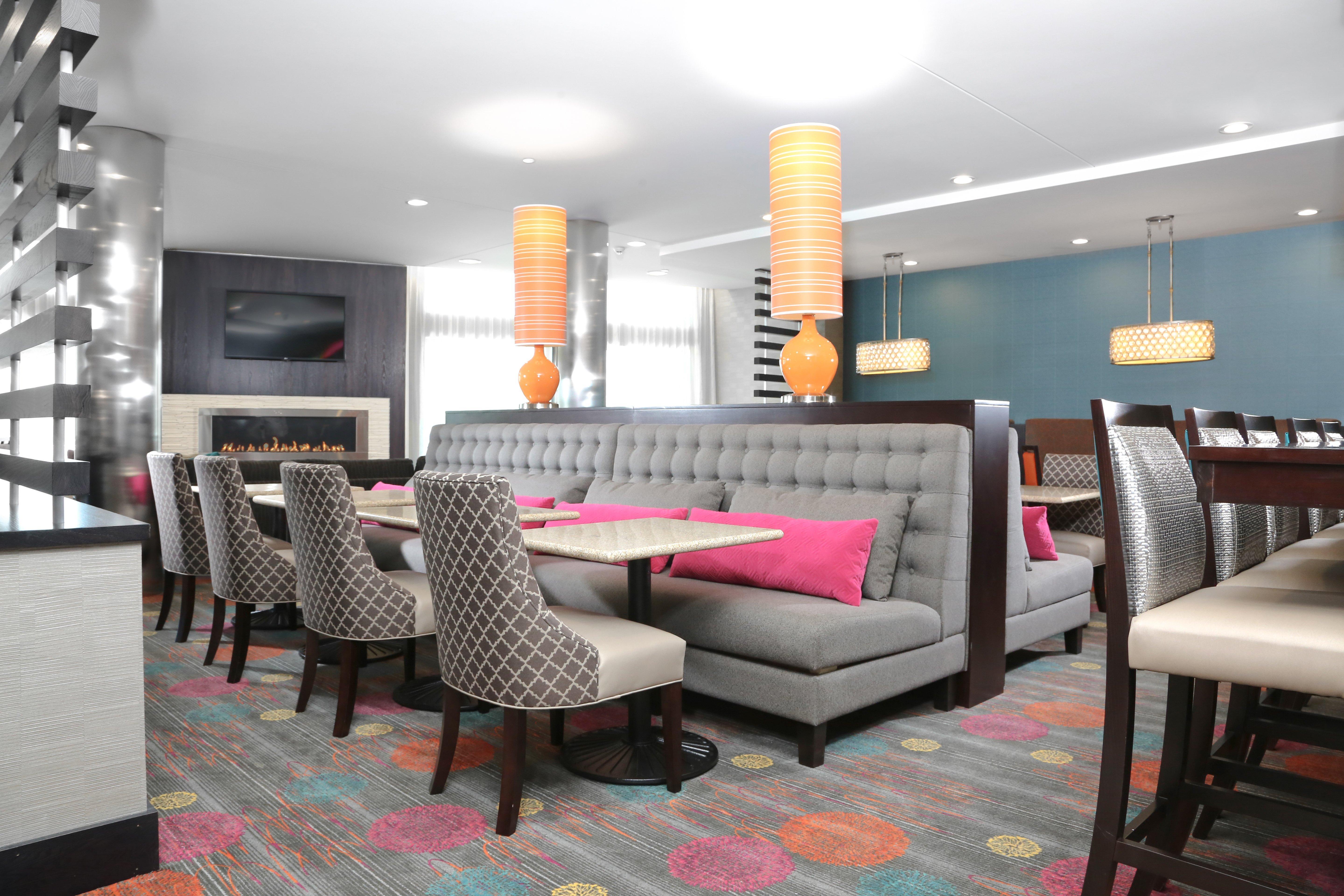 Holiday Inn Express Moline - Quad Cities Area By Ihg מראה חיצוני תמונה